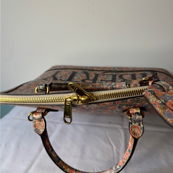 Gucci Floral Liberty Canvas Top-Handle Duffel — Coral, Beige, Green - Picture 3 of 12